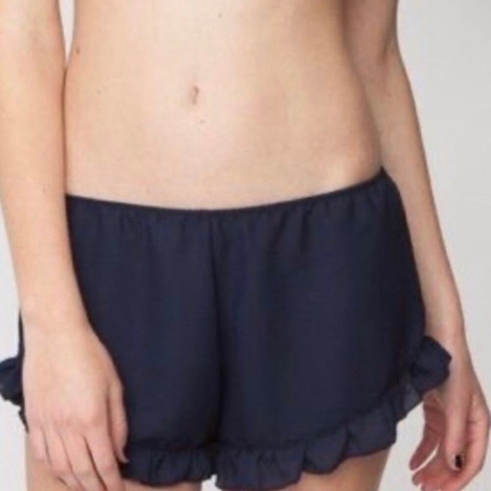 Brandy Melville John
Galt Vodi Navy Ruffle Women's
Shorts One Size